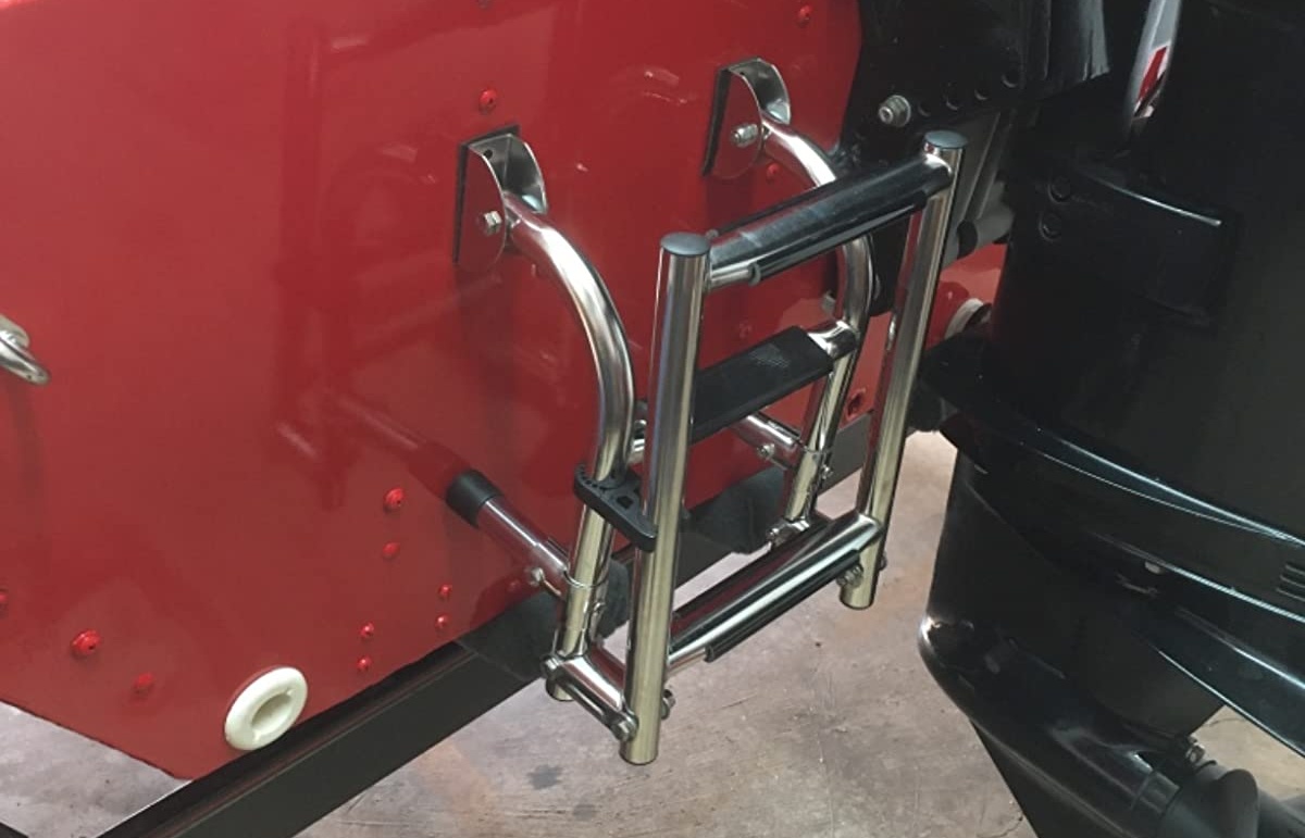 Сгъваема стълба за качване